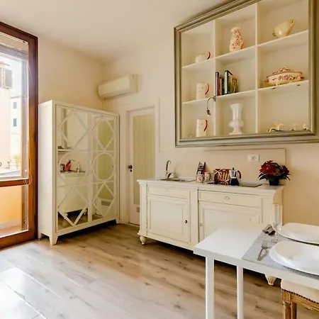 Charming Studio Next To The Duomo Florenz Exterior foto
